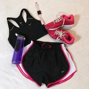 NWOT black tempo shorts | nike | NIKE BUNDLE